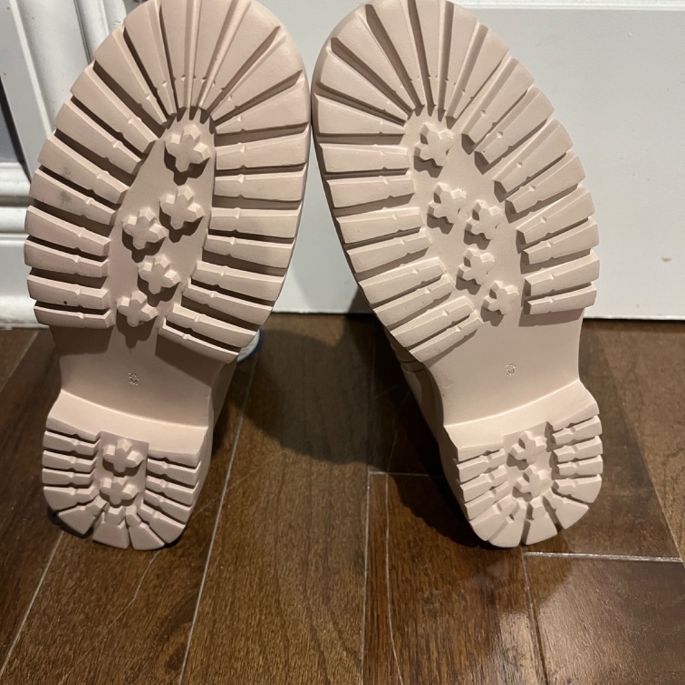 Vaneli Booties - Picture 4 of 5